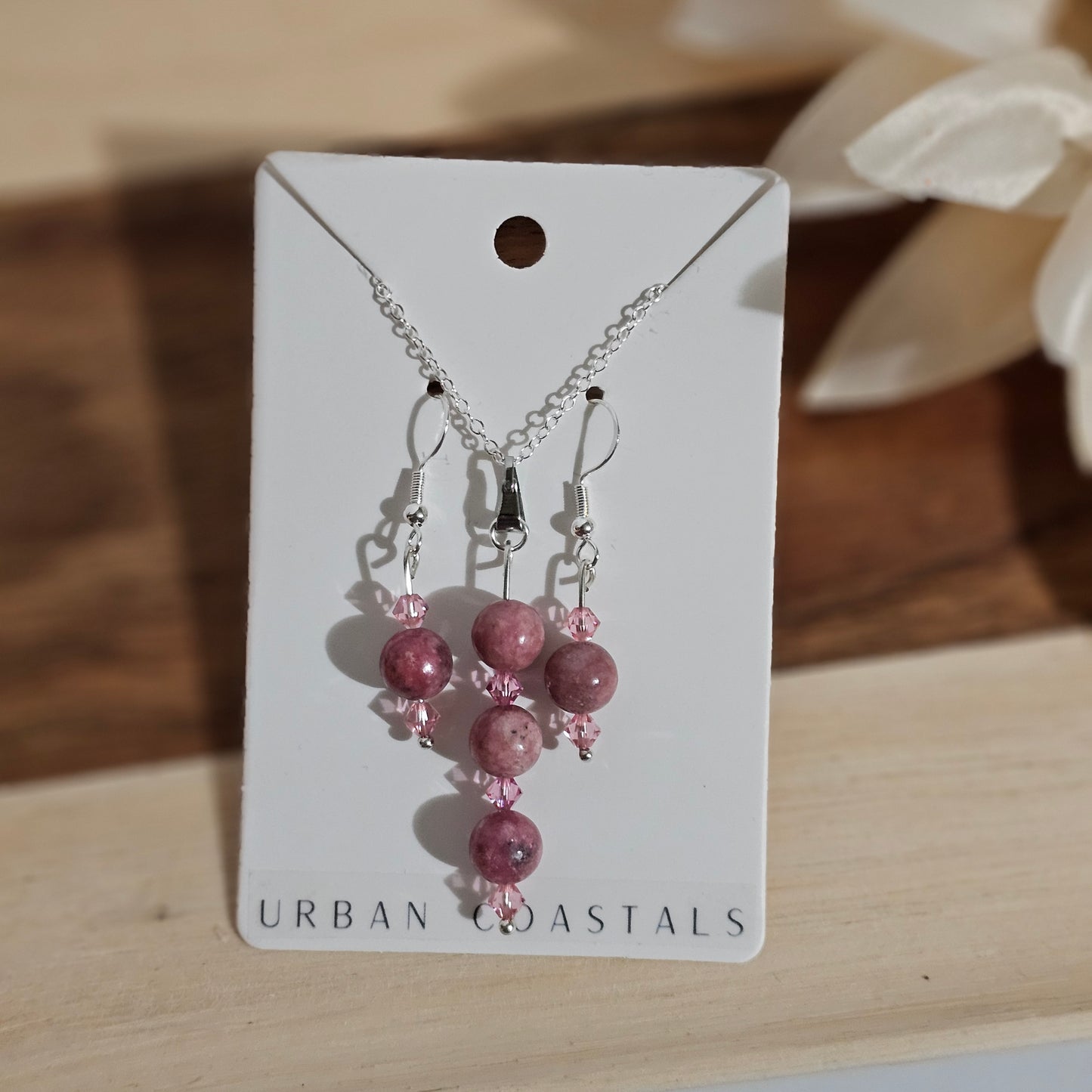 Stone earring and neckless sets