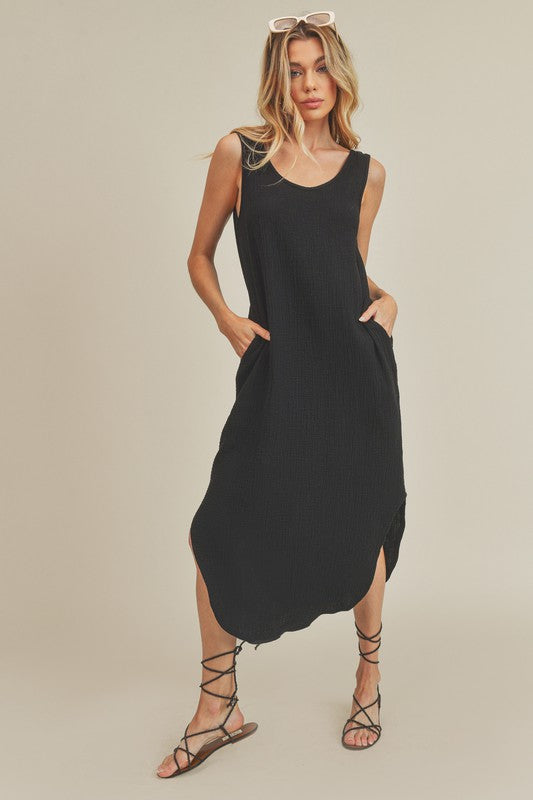 Round Neck Midi Tank Dress with pockets in Black 