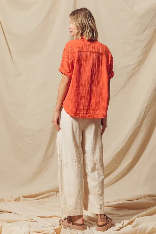 Made from a blend of cotton and linen, these natural color pants offer a breathable and textured fabric that is perfect for casual wear. The slouchy fit and wide legs provide a relaxed and trendy look.