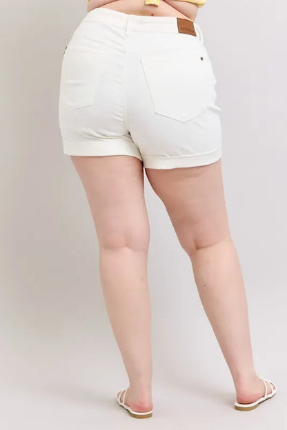 The high waist double roll cuff denim shorts offer a modern and stylish twist on a classic favorite. Featuring a flattering high-rise fit and double roll cuff detailing, these shorts are perfect for a chic and casual look.