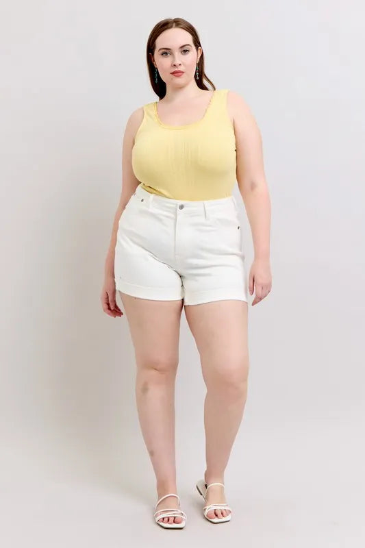 The high waist double roll cuff denim shorts offer a modern and stylish twist on a classic favorite. Featuring a flattering high-rise fit and double roll cuff detailing, these shorts are perfect for a chic and casual look.